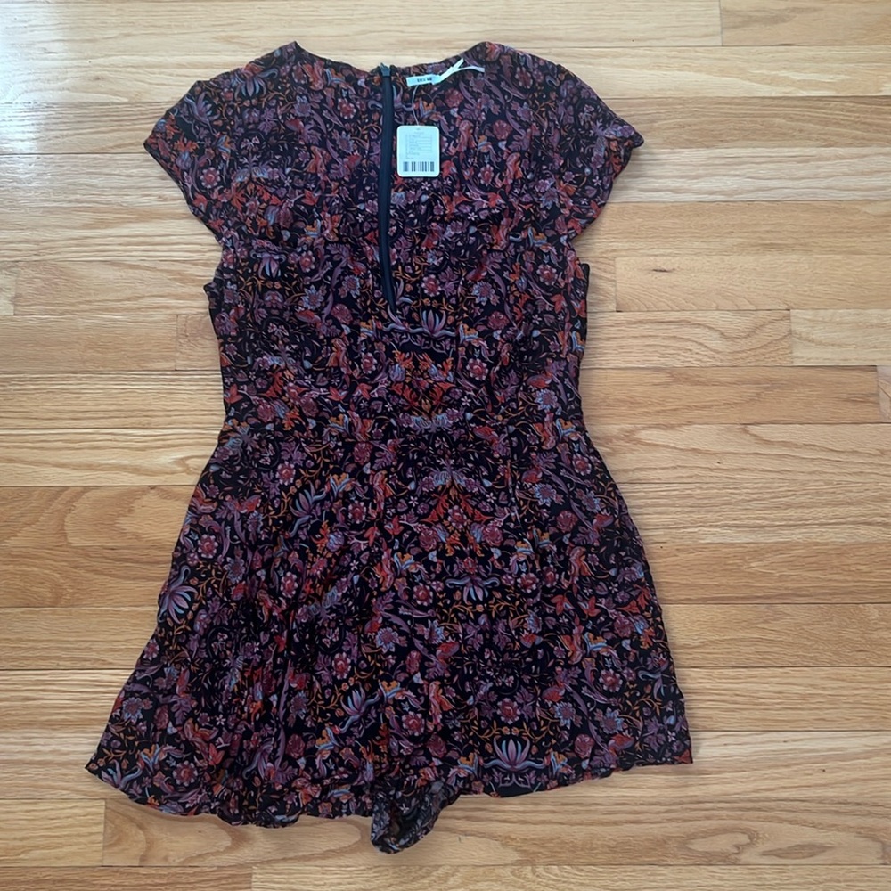 Kimchi Blue Floral Print Short Sleeve Romper in Black and Burgundy- NWOT!!!!